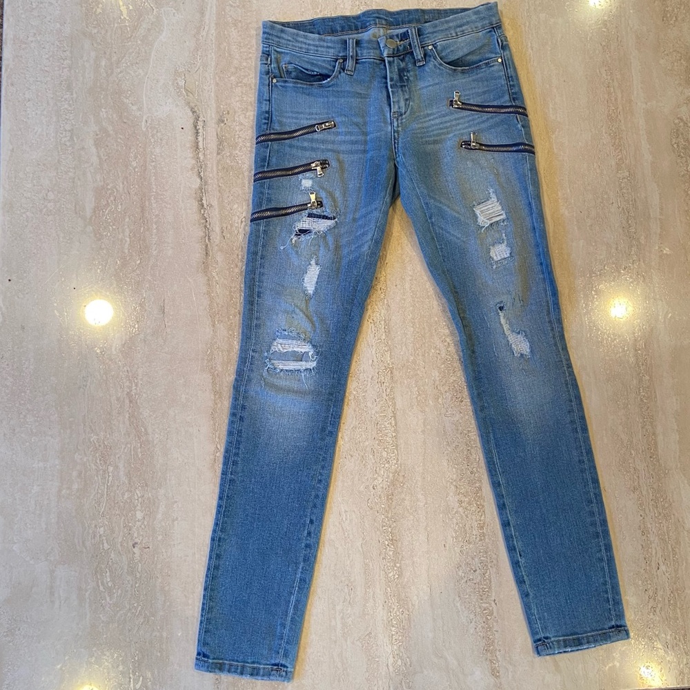 BLANK NYC Jeans. PreLoved. Size 25.